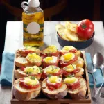 Desayuno con Calabacín, Patatas, Salsa de Tomate y Pan