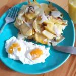 Desayuno con Cebolla, Patatas y Queso