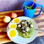 Desayuno Saludable con Cebolla, Calabacín, Berenjena y Frutos Secos