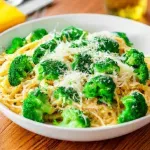 Receta de Espaguetis con Brócoli, Patatas y Carne