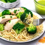 Receta de Pollo con Brócoli, Coliflor y Espaguetti
